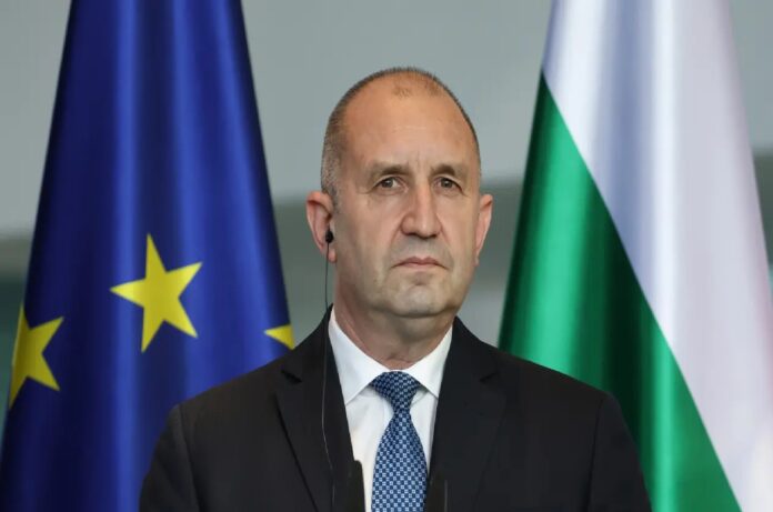 Румен Радев