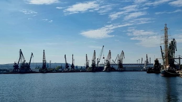 Пристанище Варна МН